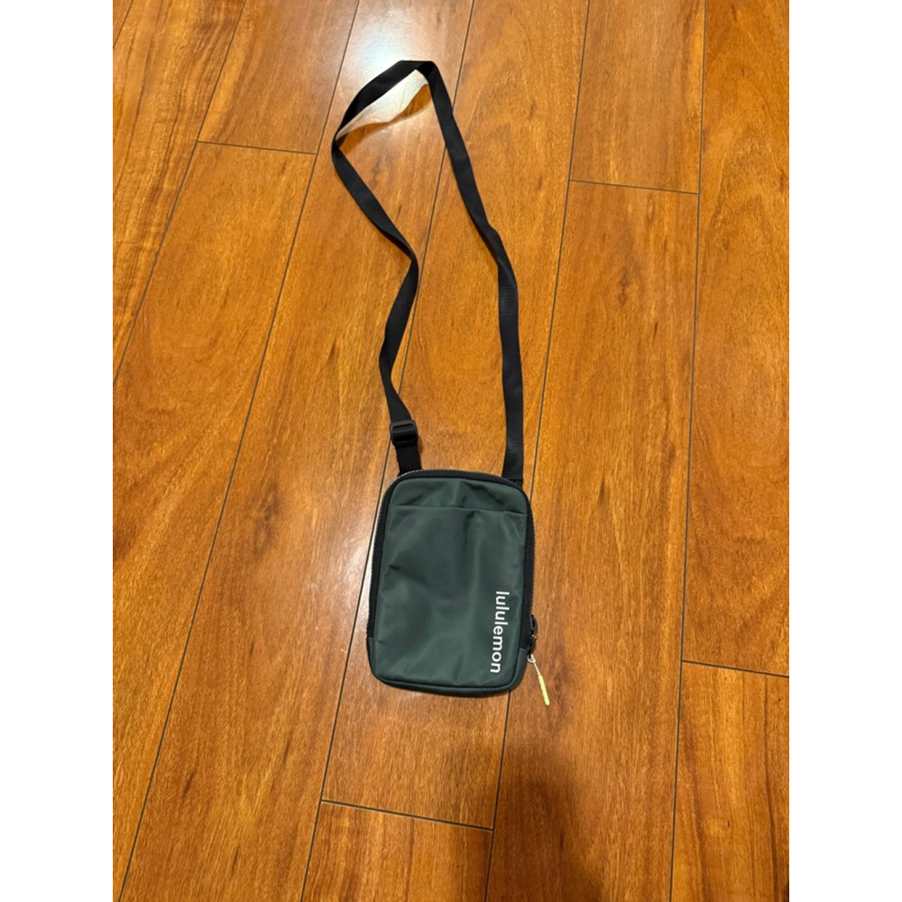 Women's Lululemon Dark Green Crossbody Bag One Size